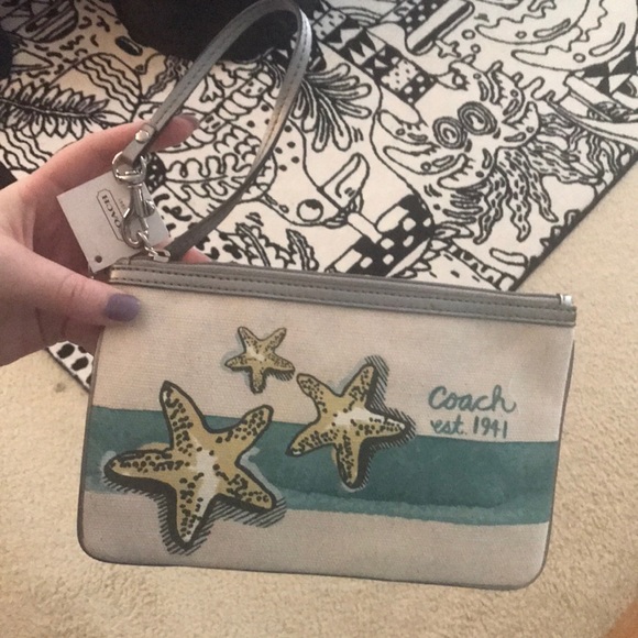 Coach Handbags - Coach Wristlet